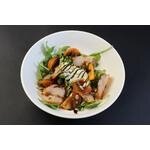 Салат с хурмой и страчателлой